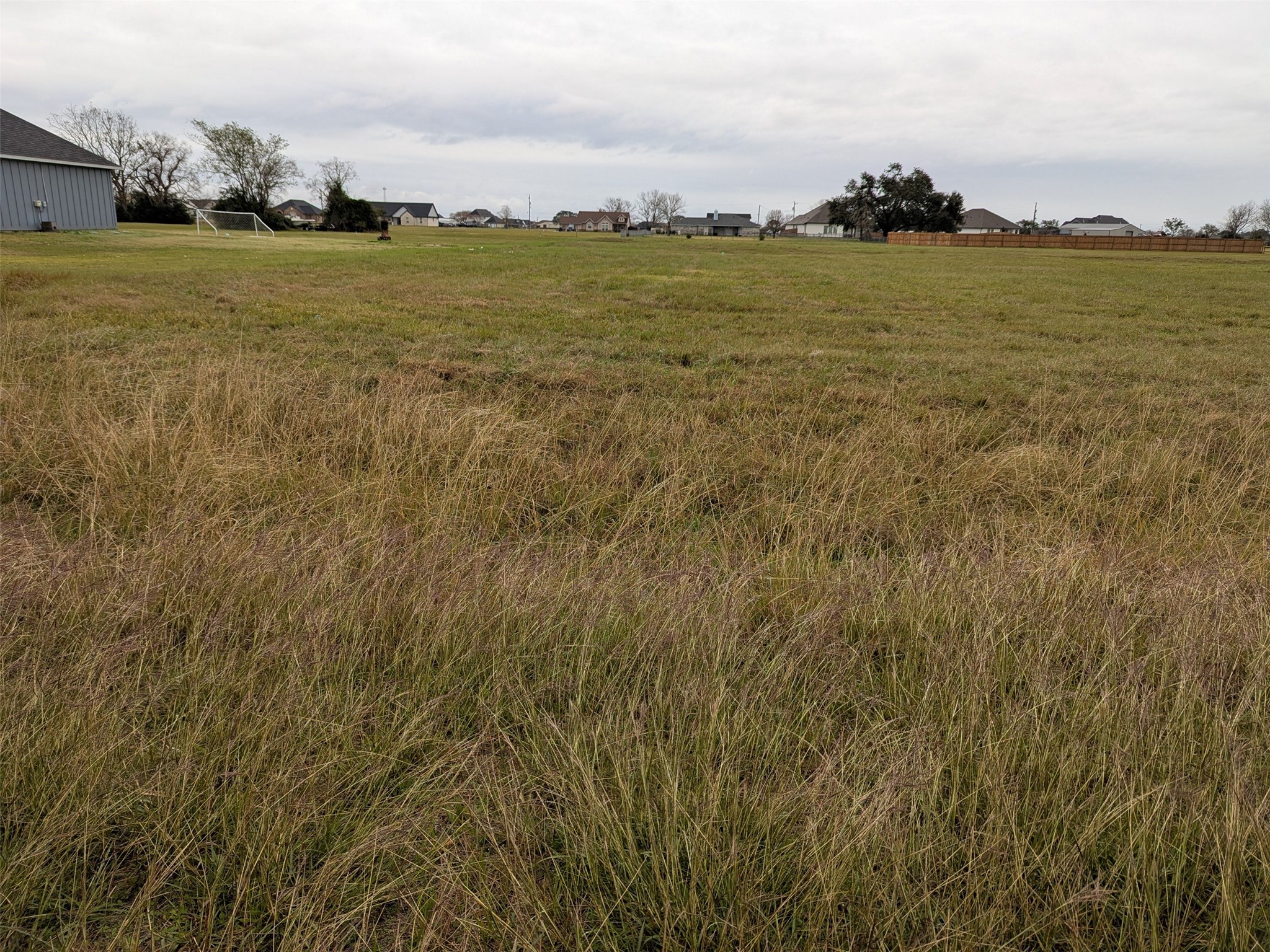861 Longhorn Trail Angleton, TX 77515 - Photo 2 of 6 a view of an ocean