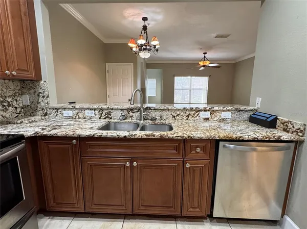 $2,200 | 1916 Beacon Bay Court, Apopka, FL 32712
