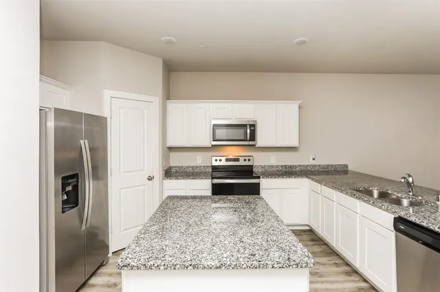 $2,150 | 616 Ava Trail, Lewisville, TX 75057