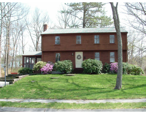 4 Brookside Road Mansfield, MA 02048 - Photo 1 of 8 Gallery Image 1