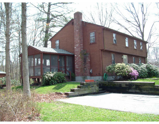 4 Brookside Road Mansfield, MA 02048 - Photo 3 of 8 Gallery Image 3