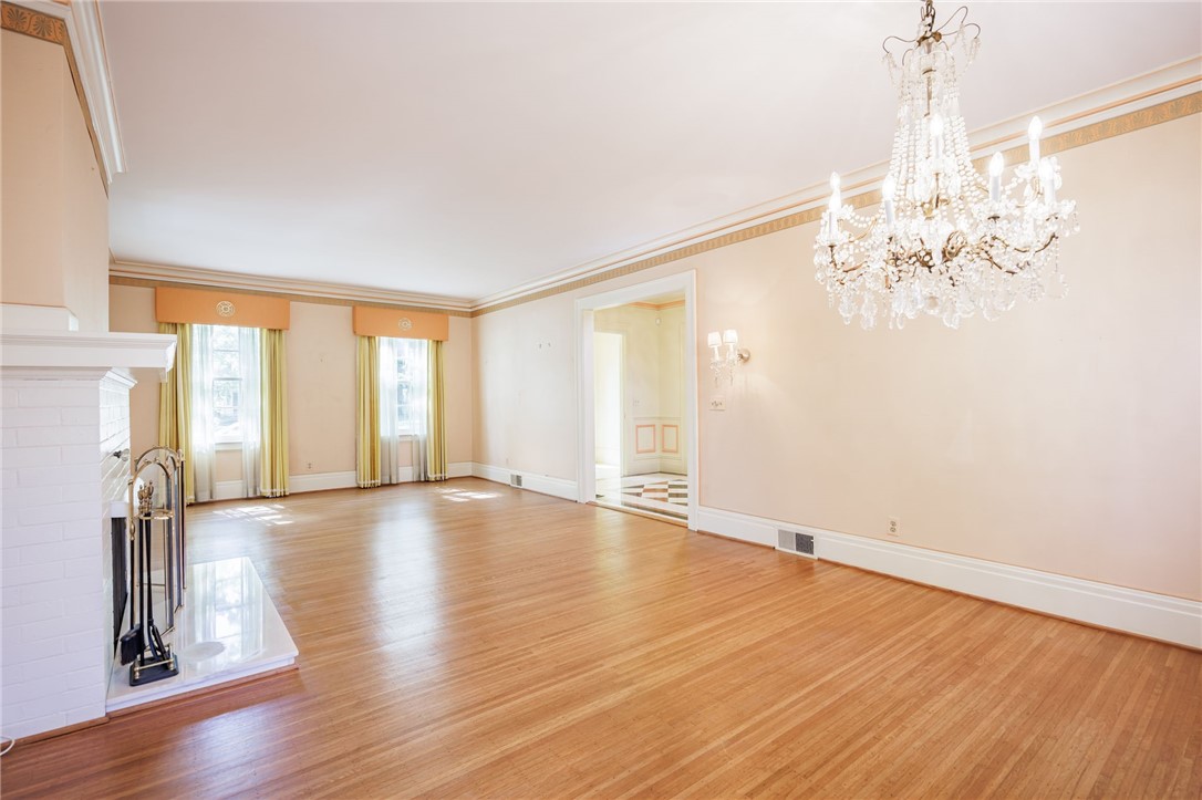 389 Yarmouth Road Rochester, NY 14610 - Photo 12 of 50
