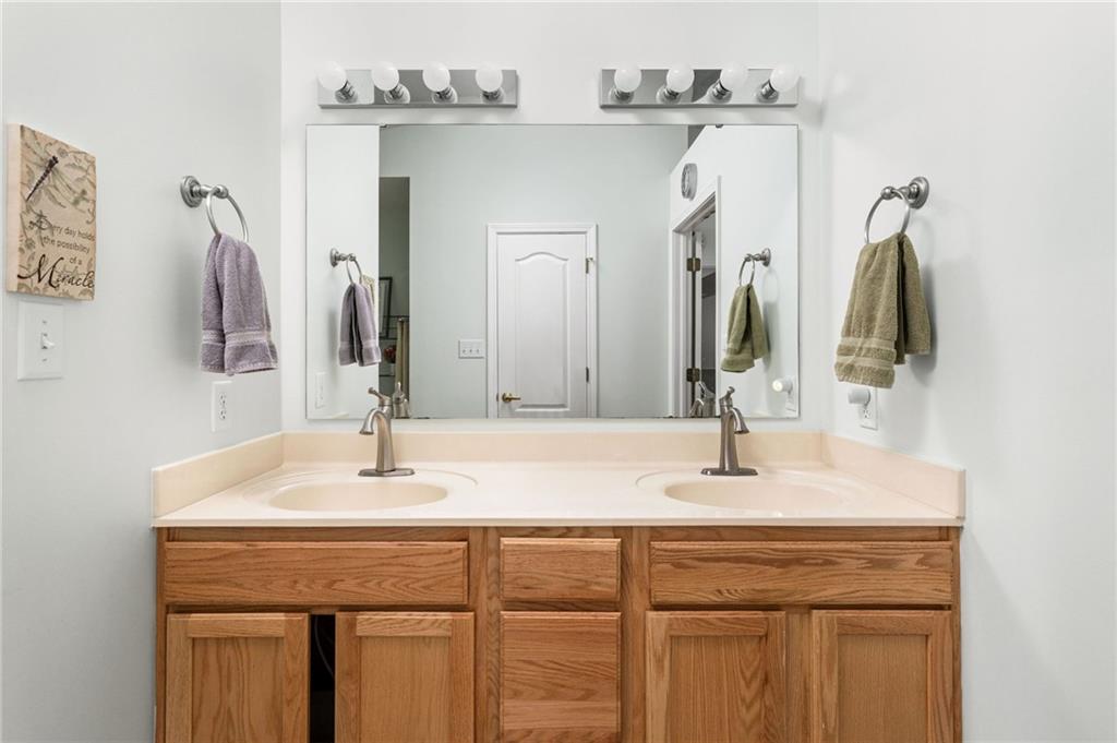6210 Riva Ridge Drive Indianapolis, IN 46237 - Photo 10 of 17 Gallery Image 10