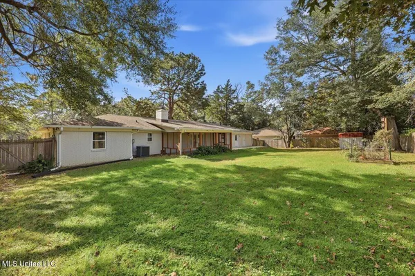 $2,700 | 144 Rollingwood Drive, Jackson, MS 39211
