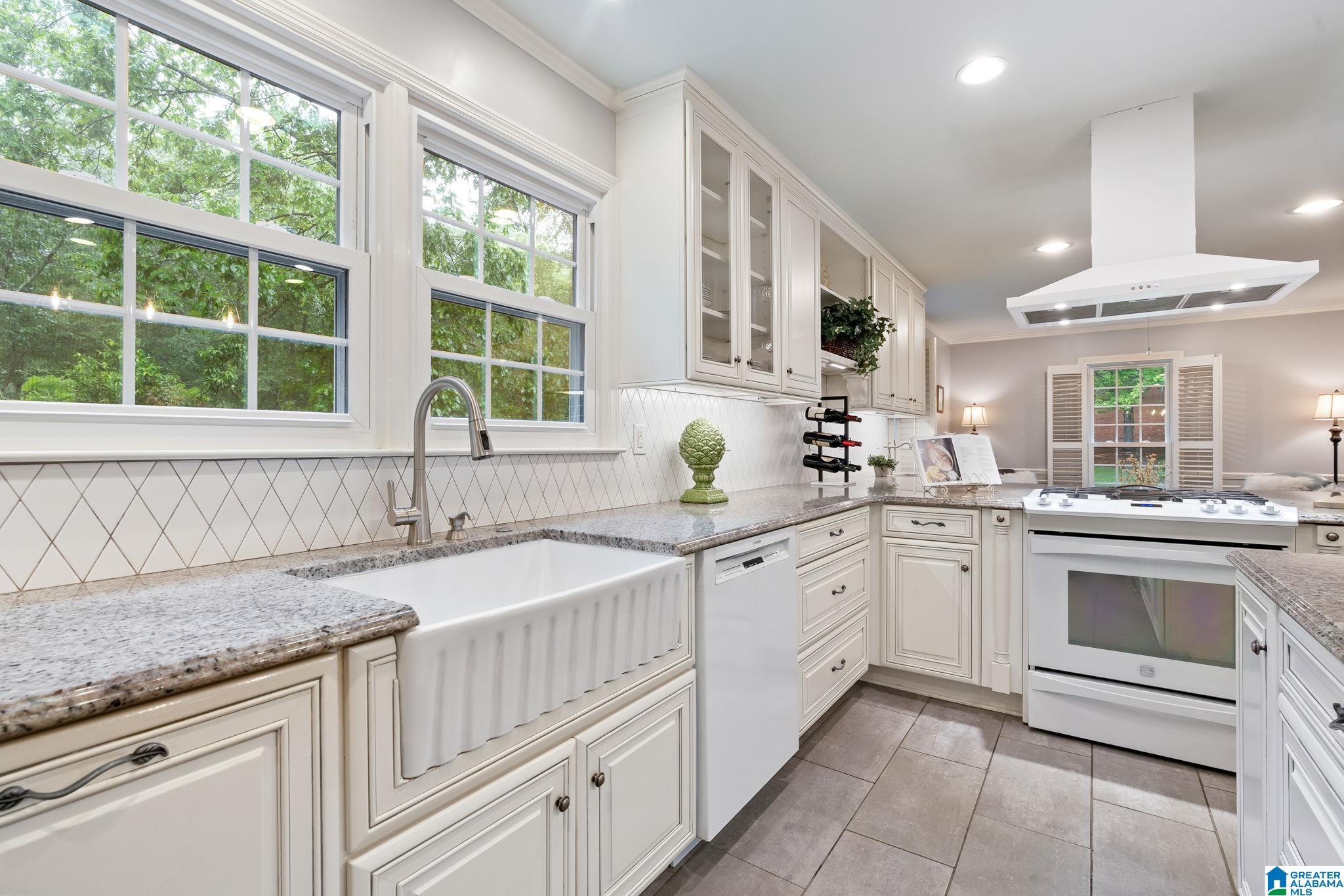3764 Rockhill Road Birmingham, AL 35223 - Photo 12 of 68 Gallery Image 12