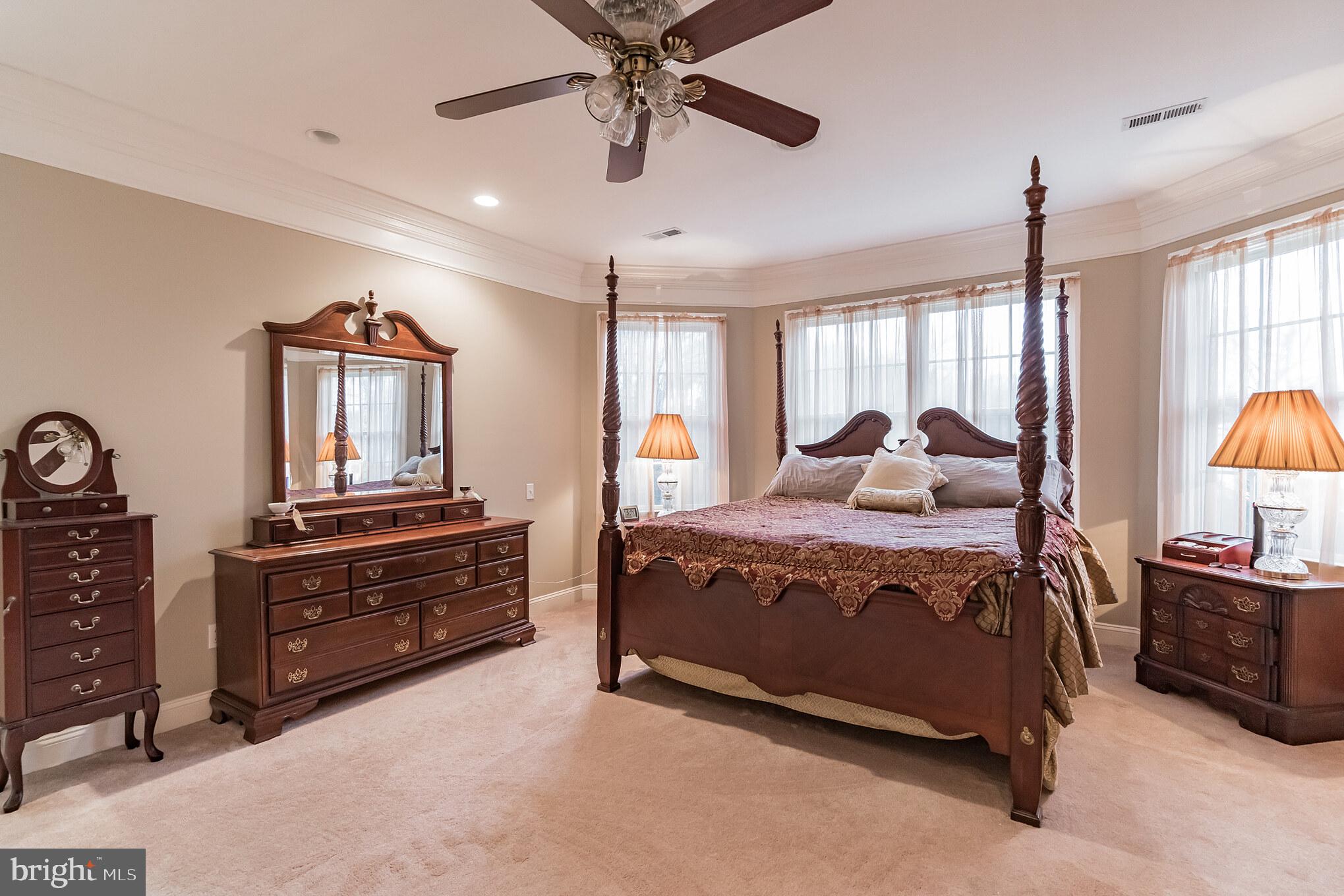 12612 Kahns Road Manassas, VA 20112 - Photo 14 of 40 Gallery Image 14