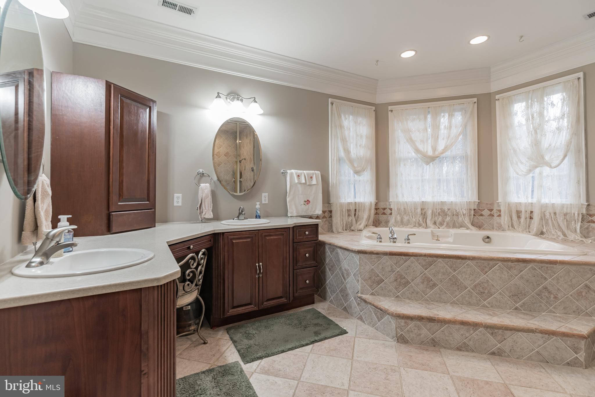 12612 Kahns Road Manassas, VA 20112 - Photo 16 of 40 Gallery Image 16