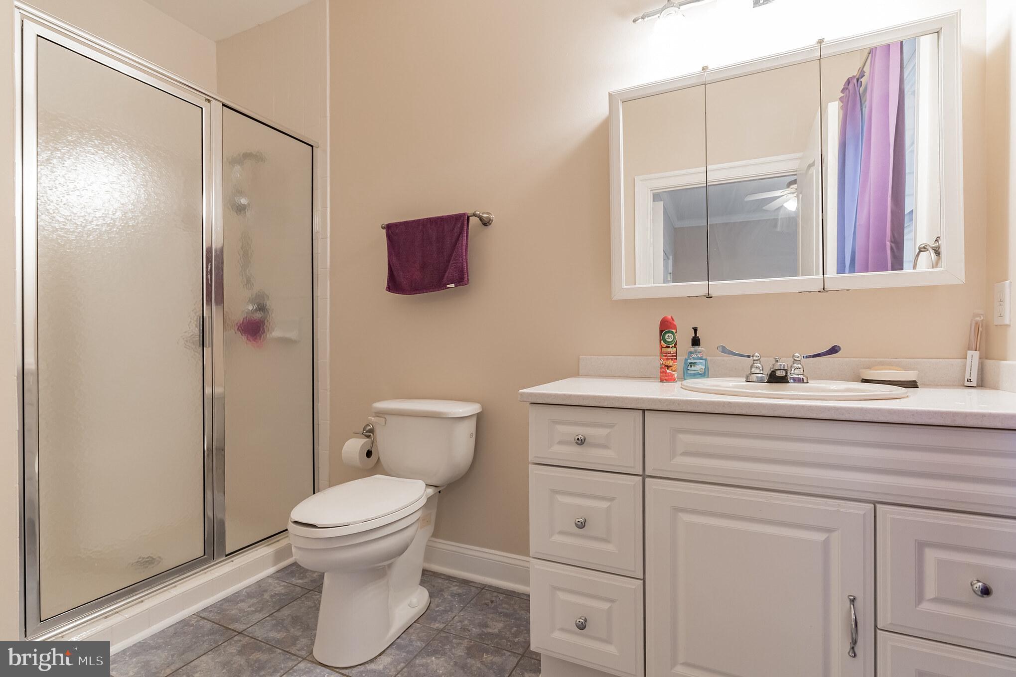 12612 Kahns Road Manassas, VA 20112 - Photo 18 of 40 Gallery Image 18