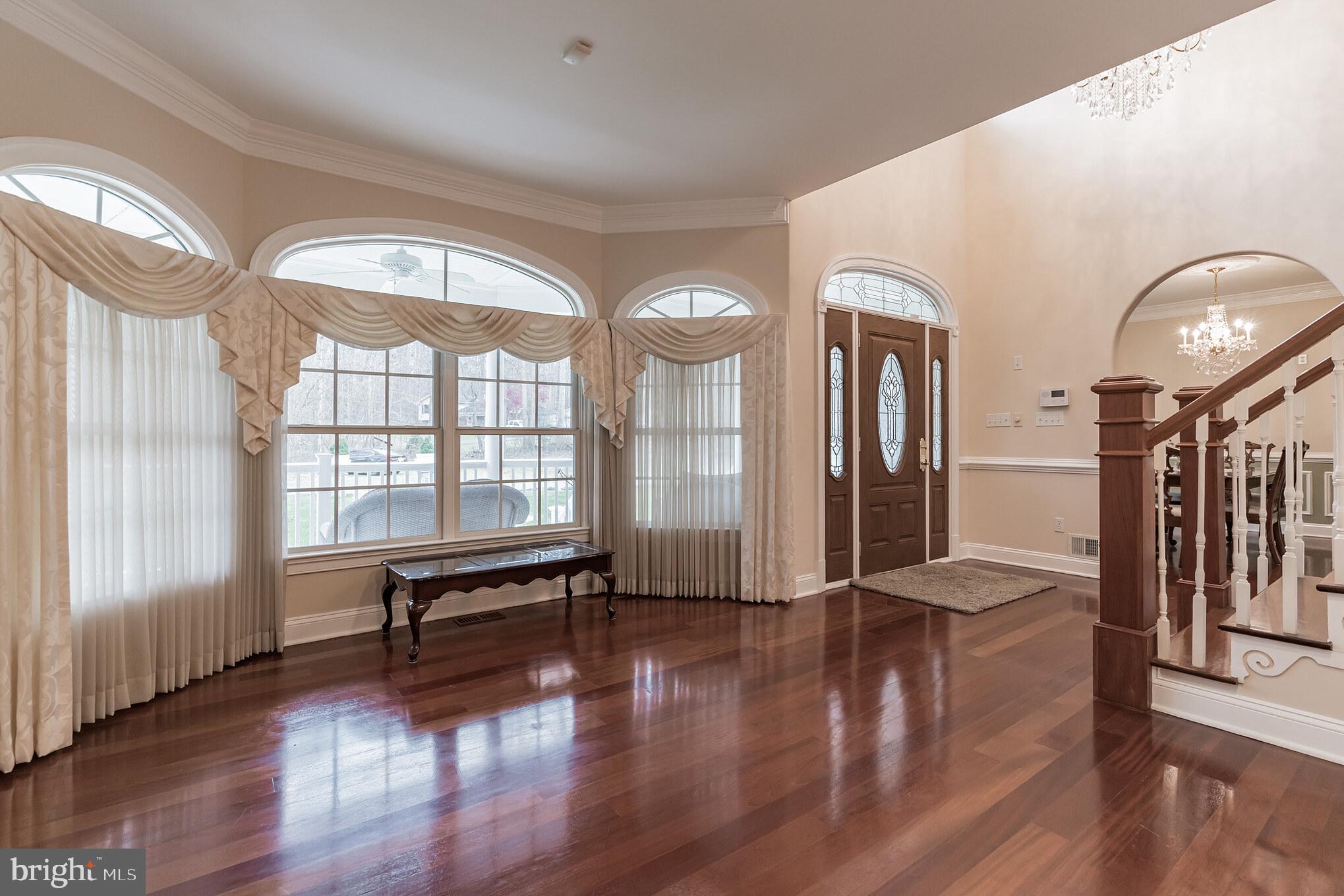 12612 Kahns Road Manassas, VA 20112 - Photo 3 of 40 Gallery Image 3