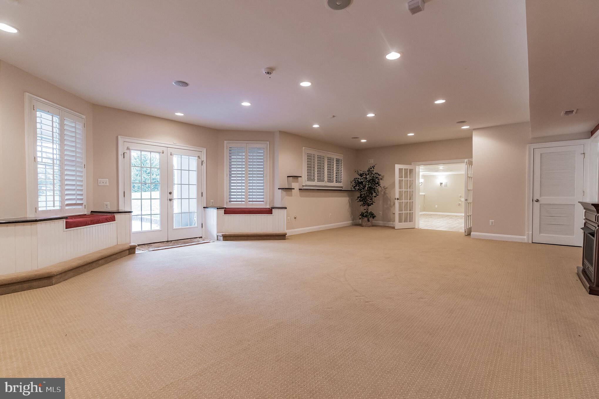 12612 Kahns Road Manassas, VA 20112 - Photo 24 of 40 Gallery Image 24