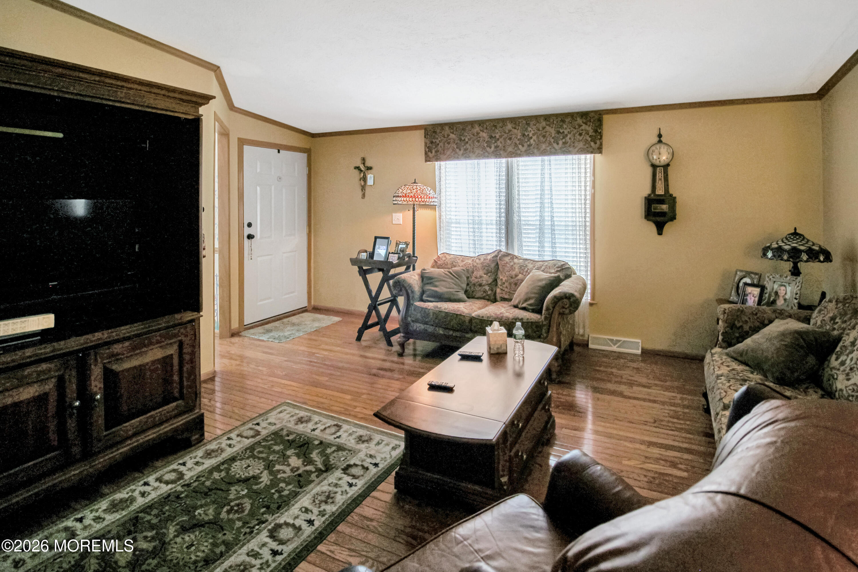 1403 Forest Way Whiting, NJ 08759 - Photo 3 of 23 IMG_7053 (2)