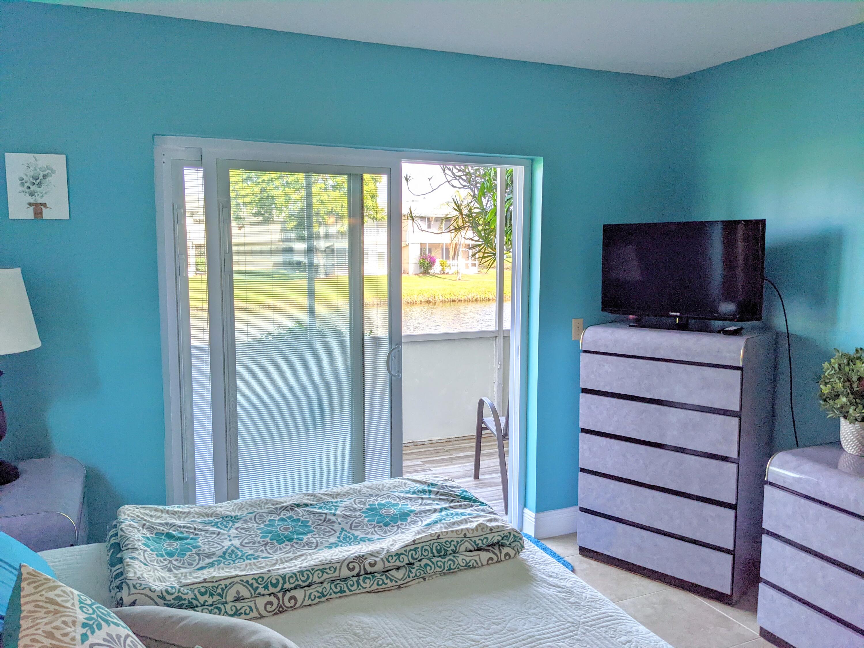 405 Monaco Way, Unit 405 Delray Beach, FL 33446 - Photo 7 of 30 Master Bedroom