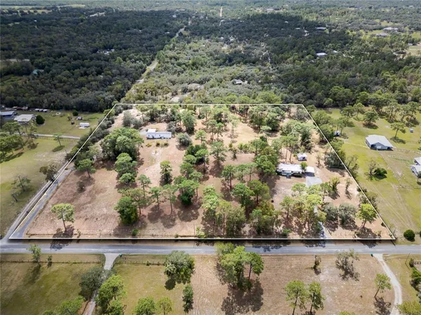 $319,900 | 4982 West Woodlawn Street, Dunnellon, FL 34433