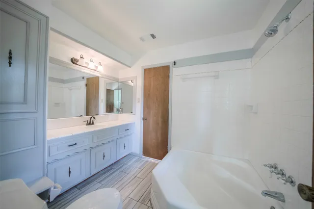 $279,900 | 7622 County Line Road, Willis, TX 77378