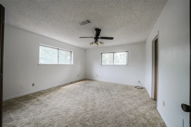 $279,900 | 7622 County Line Road, Willis, TX 77378