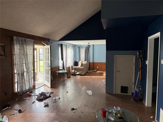 $279,900 | 7622 County Line Road, Willis, TX 77378