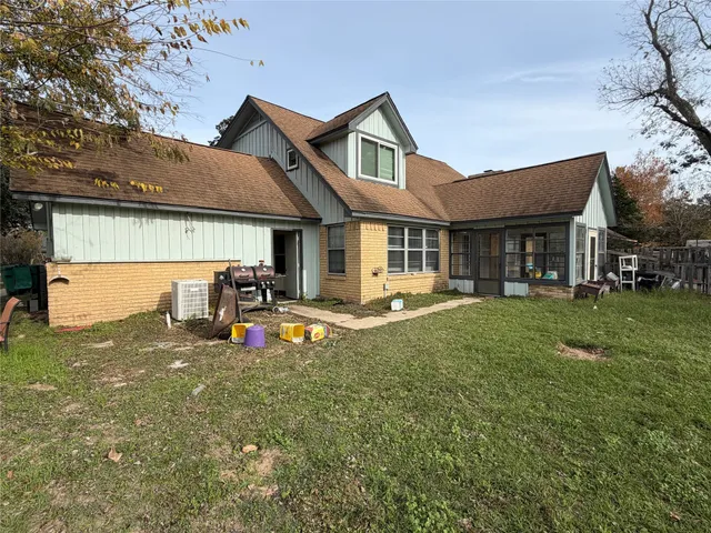 $279,900 | 7622 County Line Road, Willis, TX 77378