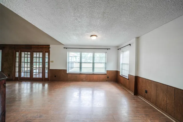 $279,900 | 7622 County Line Road, Willis, TX 77378