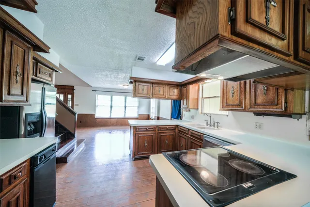 $279,900 | 7622 County Line Road, Willis, TX 77378