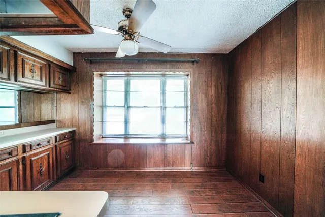 $279,900 | 7622 County Line Road, Willis, TX 77378