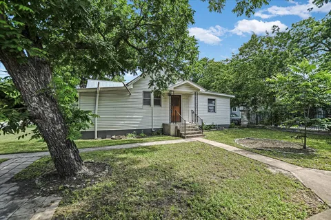 $495,000 | 312 West 10th Street, Georgetown, TX 78626