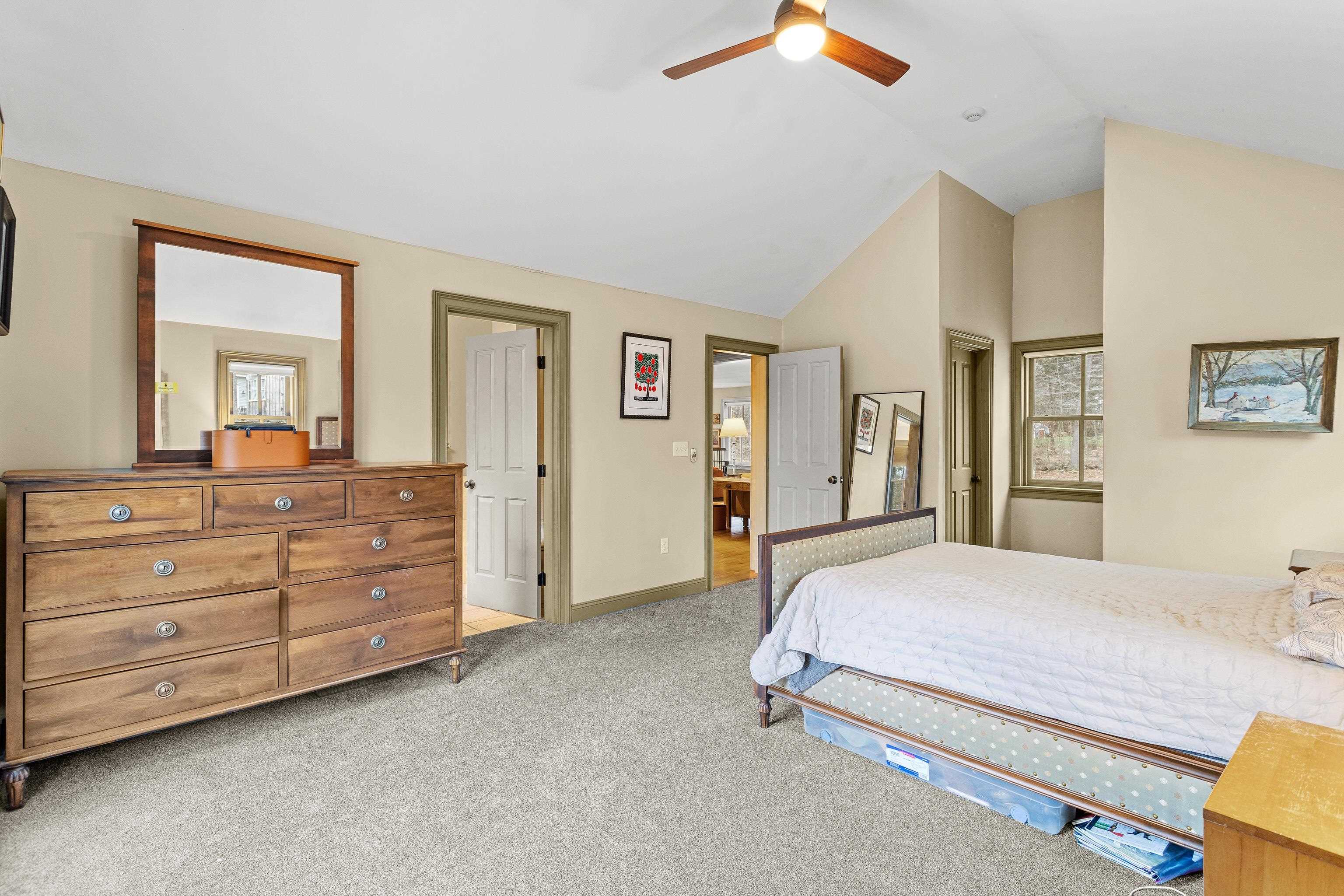 464 Irish Hill Road Hopkinton, NH 03229 - Photo 25 of 60