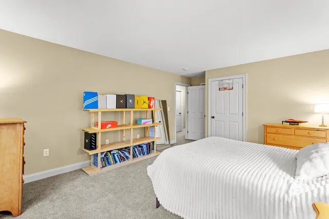 $899,995 | 464 Irish Hill Road, Hopkinton, NH 03229