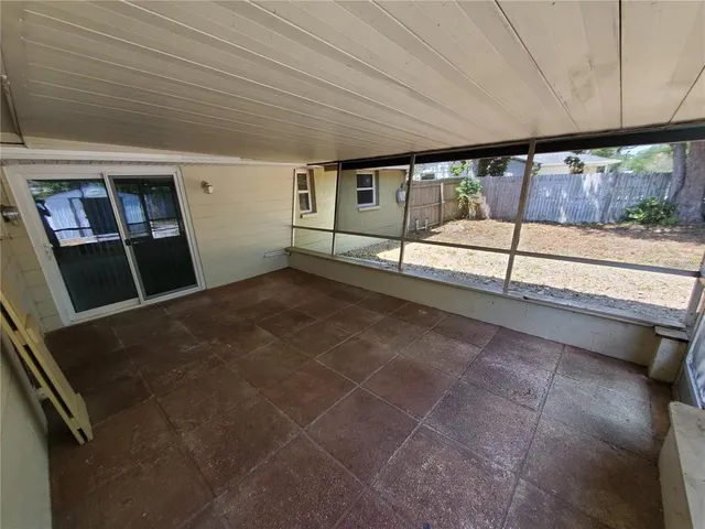 $2,000 | 2170 Sylvester Road, Lakeland, FL 33801