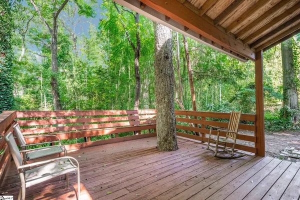 $1,495 | 16 Converse Street, Greenville, SC 29607