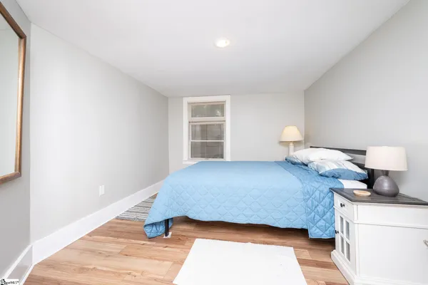 $1,495 | 16 Converse Street, Greenville, SC 29607