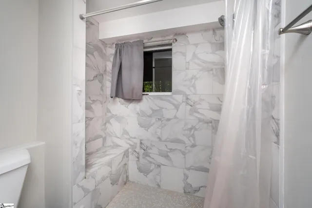 $1,495 | 16 Converse Street, Greenville, SC 29607