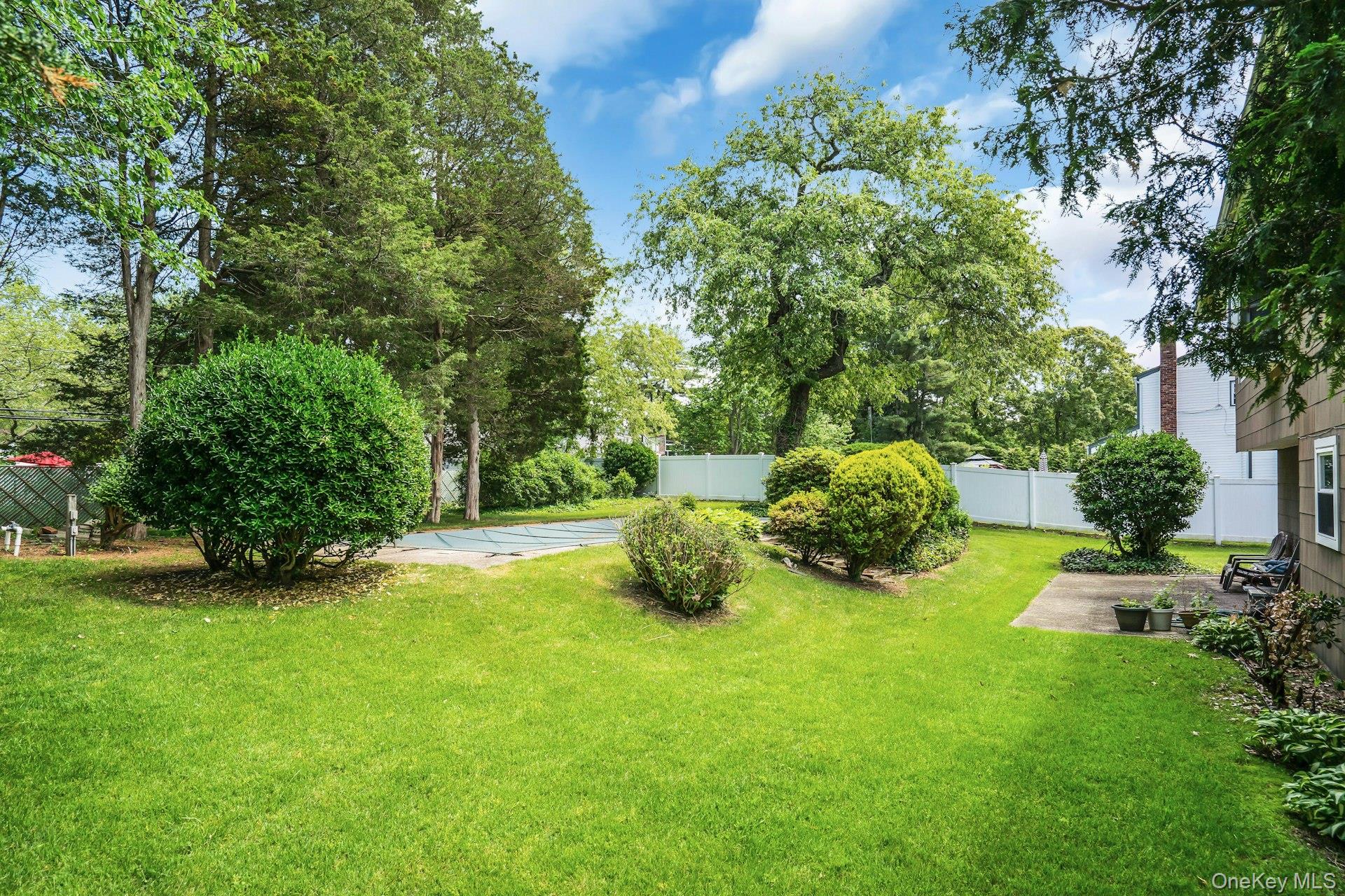 111 Daly Road East Northport, NY 11731 - Photo 29 of 38