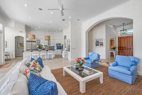 $6,150,000 | 839 Country Club Drive, North Palm Beach, FL 33408