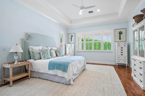 $6,150,000 | 839 Country Club Drive, North Palm Beach, FL 33408