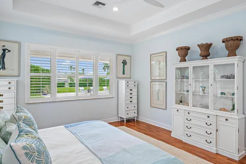 $6,150,000 | 839 Country Club Drive, North Palm Beach, FL 33408