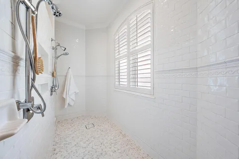 $6,150,000 | 839 Country Club Drive, North Palm Beach, FL 33408