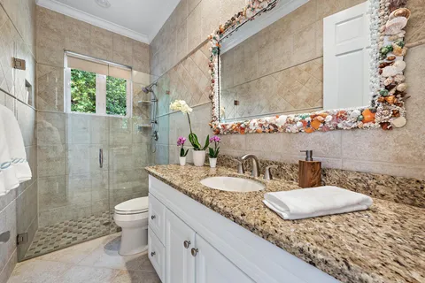 $6,150,000 | 839 Country Club Drive, North Palm Beach, FL 33408