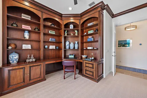 $6,150,000 | 839 Country Club Drive, North Palm Beach, FL 33408