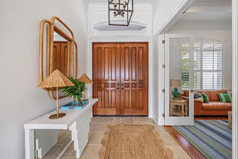 $6,150,000 | 839 Country Club Drive, North Palm Beach, FL 33408