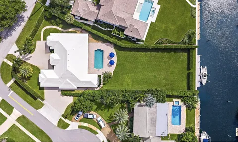 $6,150,000 | 839 Country Club Drive, North Palm Beach, FL 33408