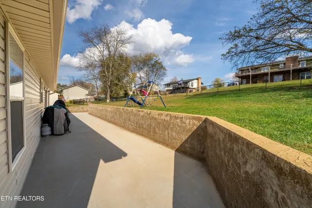 $364,900 | 241 Huntington Lane, Kodak, TN 37764