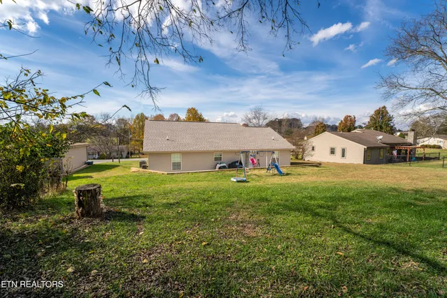 $364,900 | 241 Huntington Lane, Kodak, TN 37764