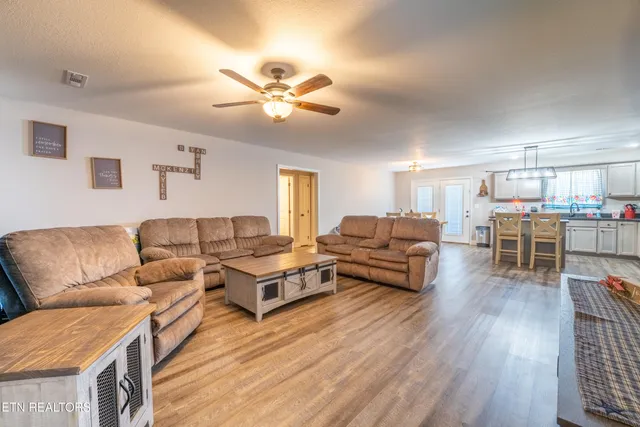 $364,900 | 241 Huntington Lane, Kodak, TN 37764