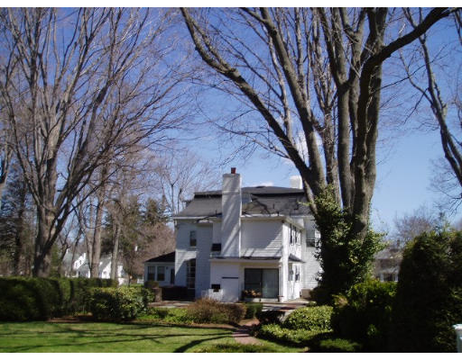 79 Common Street Walpole, MA 02081 - Photo 3 of 20 Gallery Image 3