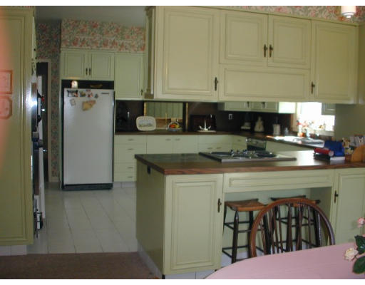 79 Common Street Walpole, MA 02081 - Photo 5 of 20 Gallery Image 5
