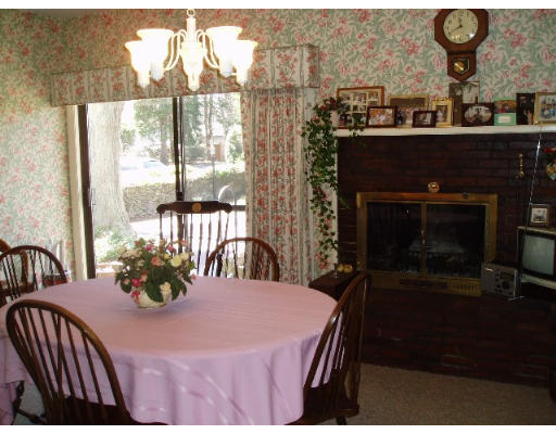 79 Common Street Walpole, MA 02081 - Photo 6 of 20 Gallery Image 6