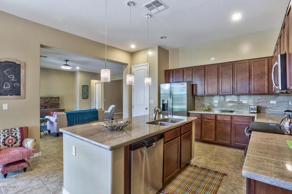 20501 West Ridge Road Buckeye, AZ 85396 - Photo 13 of 33 KITCHEN