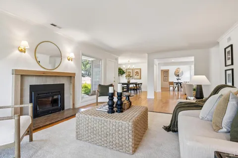 $2,995,000 | 160 Deer Hollow Road, San Anselmo, CA 94960
