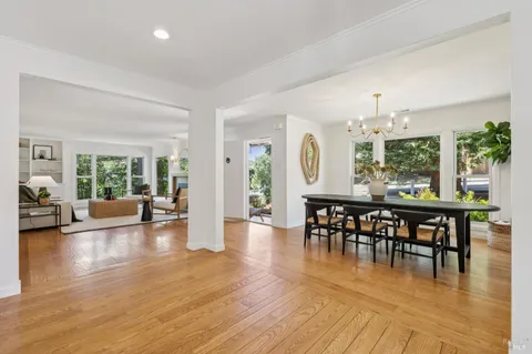 $2,995,000 | 160 Deer Hollow Road, San Anselmo, CA 94960