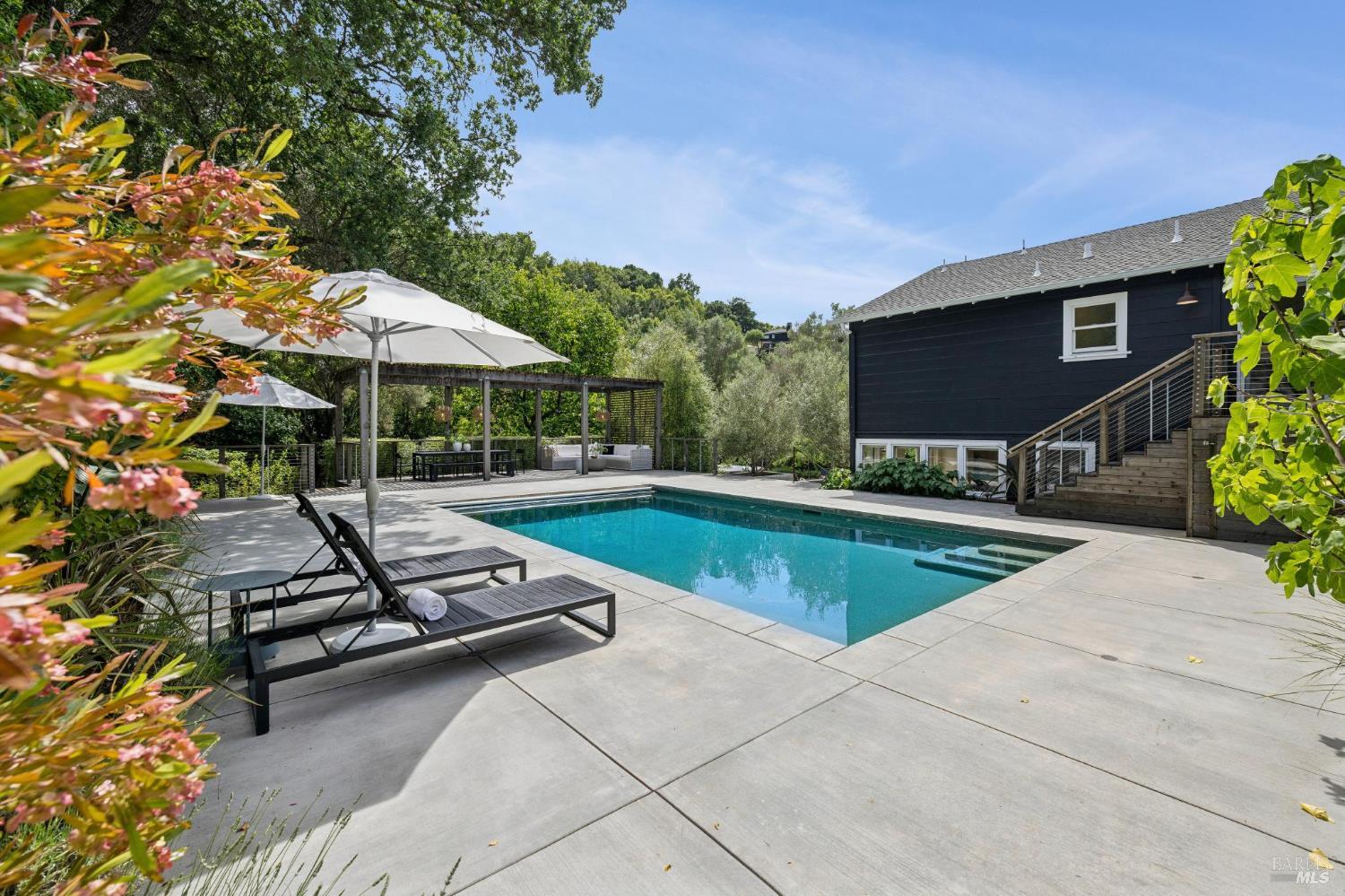 160 Deer Hollow Road San Anselmo, CA 94960 - Photo 28 of 84